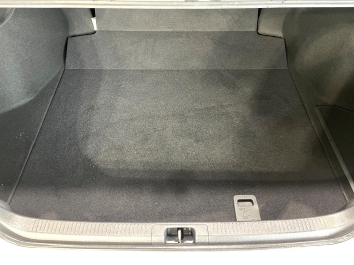 2020 Toyota Camry 6AA-AXVH70 (UW-6a126b64f0e8a)[14]
