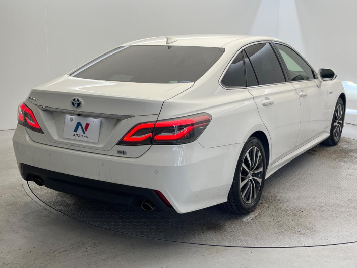 2020 Toyota Crown Hybrid 6AA-AZSH20 (UW-6a126b6a95089)[15]