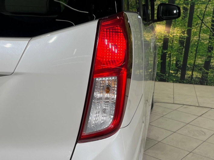 2014 Mitsubishi eK Space DBA-B11A (UW-6a126b6f492e2)[12]