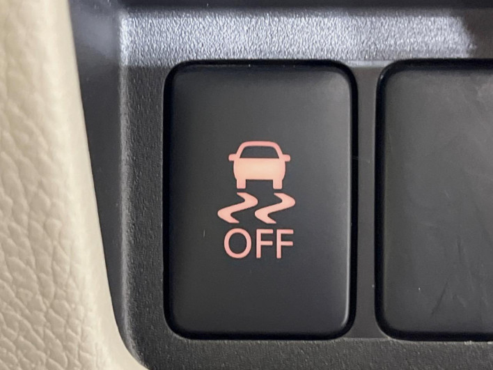 2014 Mitsubishi eK Space DBA-B11A (UW-6a126b6f492e2)[25]