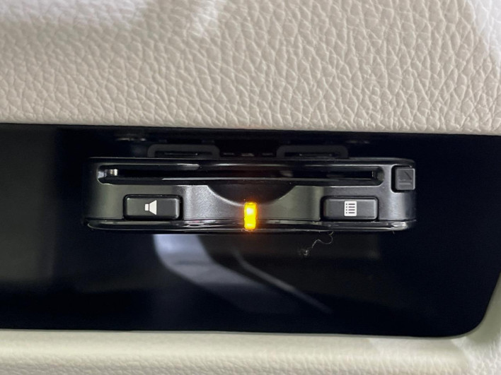 2014 Mitsubishi eK Space DBA-B11A (UW-6a126b6f492e2)[21]