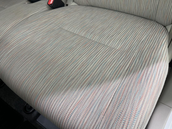 2014 Mitsubishi eK Space DBA-B11A (UW-6a126b6f492e2)[16]