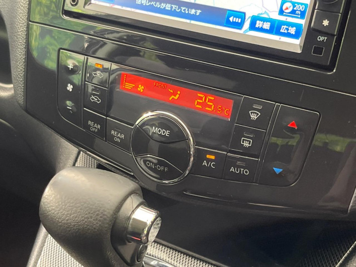2011 Nissan Serena DBA-C26 (UW-6a126b8f87d43)[21]