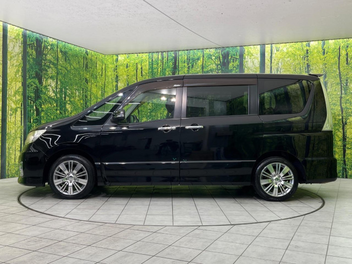 2011 Nissan Serena DBA-C26 (UW-6a126b8f87d43)[11]