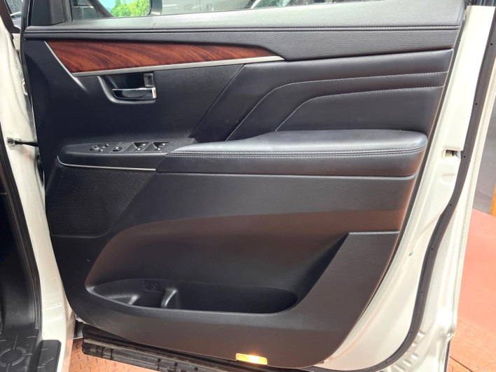 2020 Mitsubishi Delica D:5 3DA-CV1W (UW-6a126b91d89ac)[21]