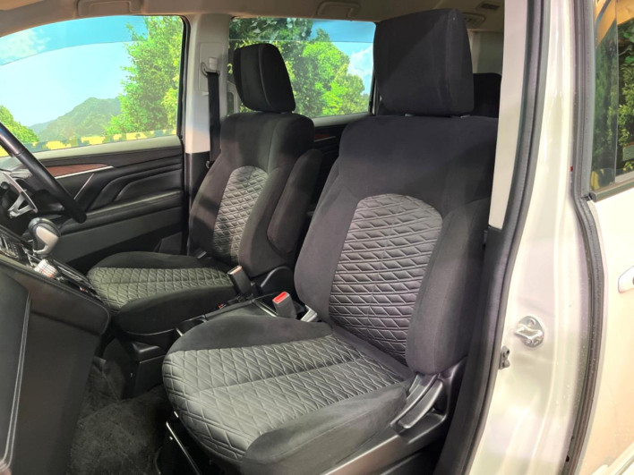 2020 Mitsubishi Delica D:5 3DA-CV1W (UW-6a126b91d89ac)[13]