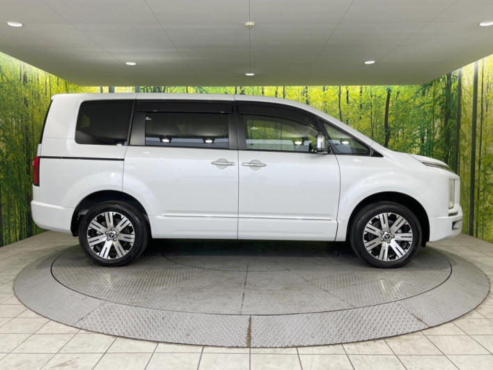 2023 Mitsubishi Delica D:5 3DA-CV1W (UW-6a126b92cf8ef)[15]