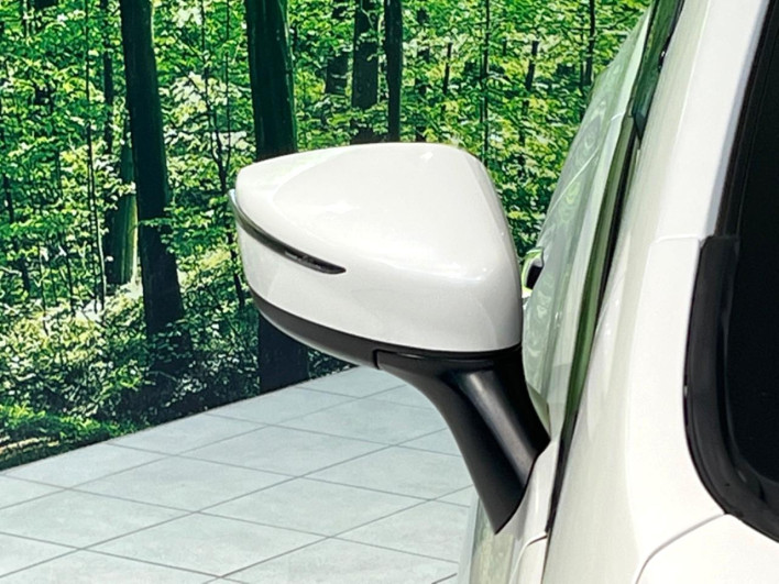 2015 Nissan Note DBA-E12 (UW-6a126ba08cb90)[17]