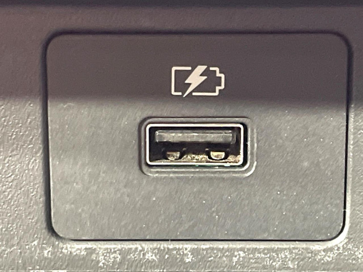 2022 Nissan Note 6AA-E13 (UW-6a126ba867dec)[22]