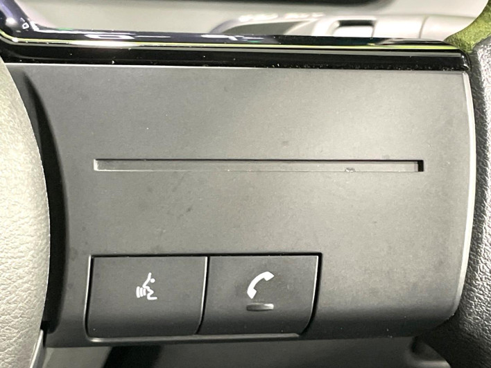 2022 Nissan Note 6AA-E13 (UW-6a126ba867dec)[28]