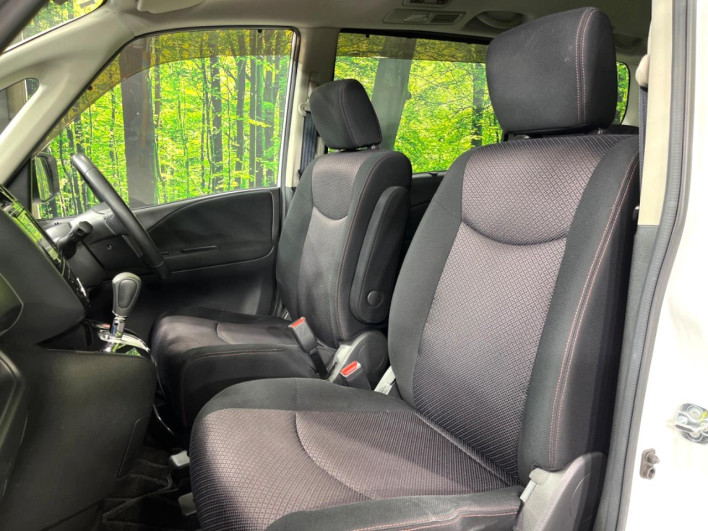 2011 Nissan Serena DBA-FNC26 (UW-6a126badf190b)[18]