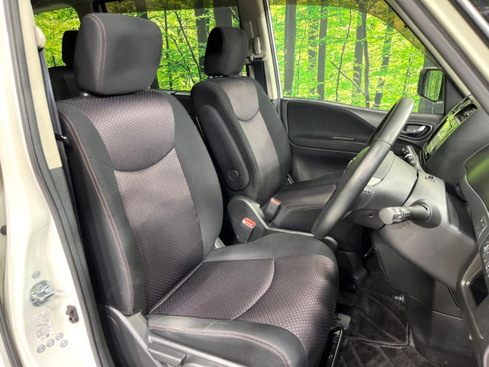 2011 Nissan Serena DBA-FNC26 (UW-6a126badf190b)[26]