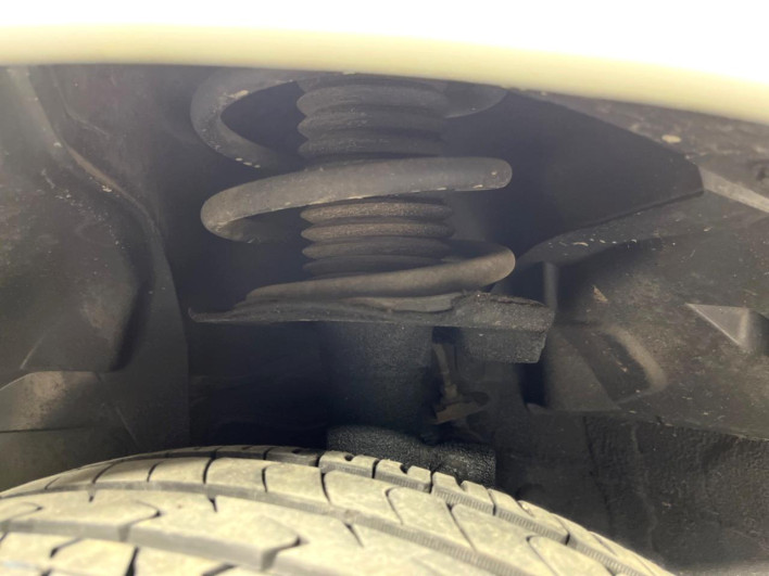 2011 Nissan Serena DBA-FNC26 (UW-6a126badf190b)[5]