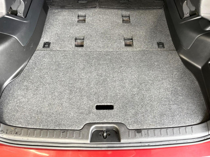 2017 Nissan Serena DAA-GFC27 (UW-6a126bb9e0c30)[15]