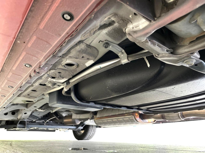 2017 Nissan Serena DAA-GFC27 (UW-6a126bb9e0c30)[13]