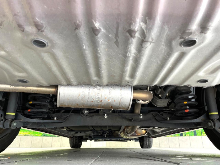2017 Nissan Serena DAA-GFC27 (UW-6a126bb9e0c30)[10]