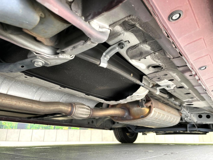 2017 Nissan Serena DAA-GFC27 (UW-6a126bb9e0c30)[12]