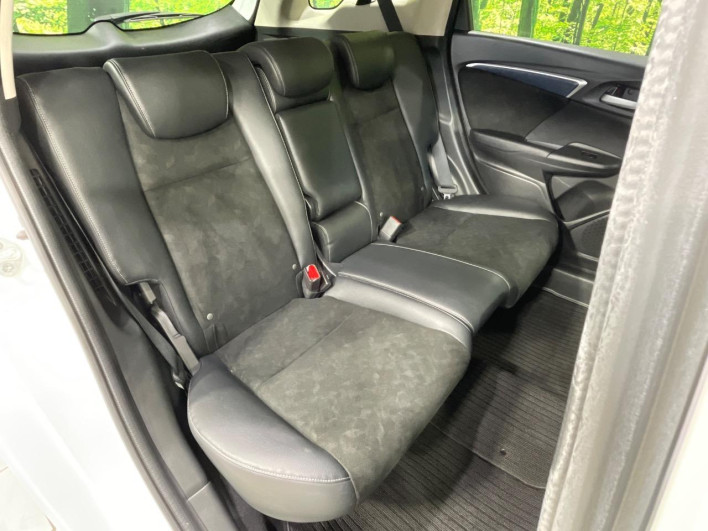 2016 Honda SHUTTLE DAA-GP7 (UW-6a126bc4c68f1)[26]