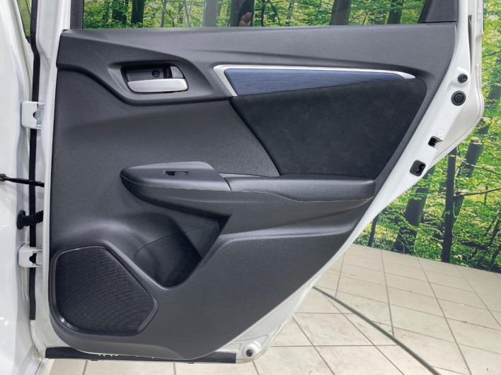 2016 Honda SHUTTLE DAA-GP7 (UW-6a126bc4c68f1)[25]