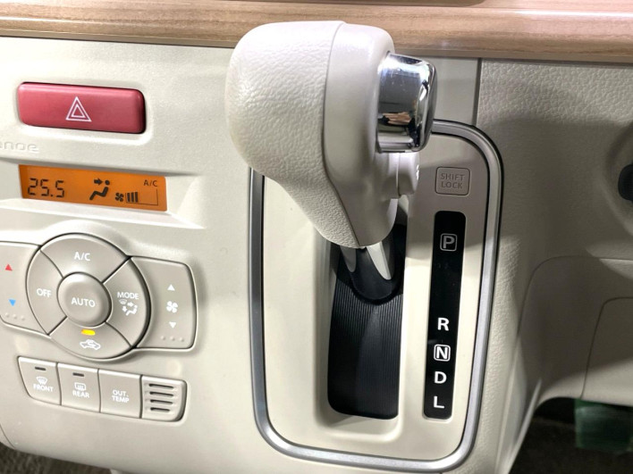 2017 Suzuki ALTO Lapin DBA-HE33S (UW-6a126bde5228f)[22]