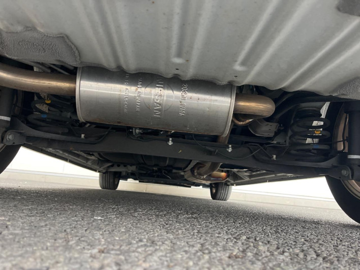 2013 Nissan Serena DAA-HFC26 (UW-6a126be13b921)[22]