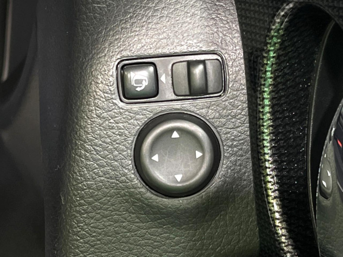 2015 Nissan X-Trail DAA-HNT32 (UW-6a126be7f1403)[18]