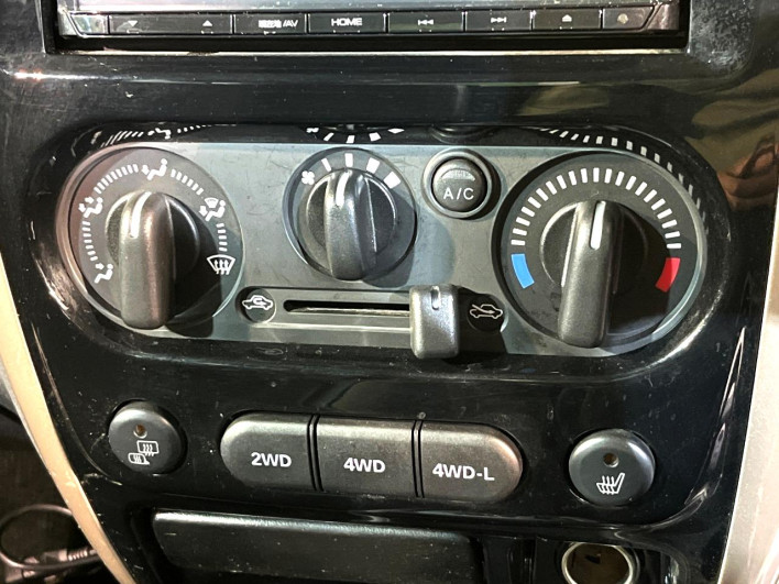 2017 Suzuki Jimny ABA-JB23W (UW-6a126bea5fff7)[13]