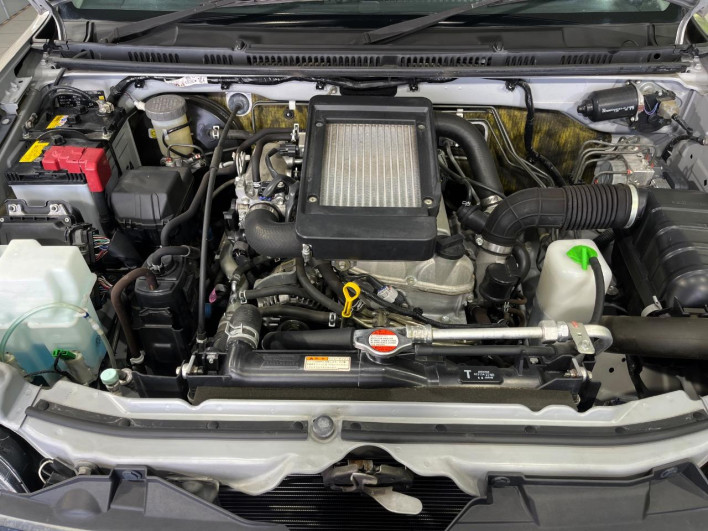 2018 Suzuki Jimny ABA-JB23W (UW-6a126bea62e3a)[4]