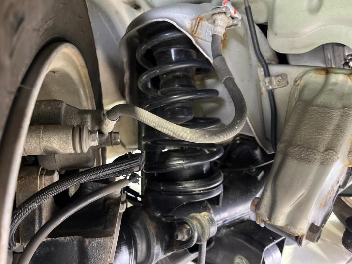 2018 Suzuki Jimny ABA-JB23W (UW-6a126bea62e3a)[10]