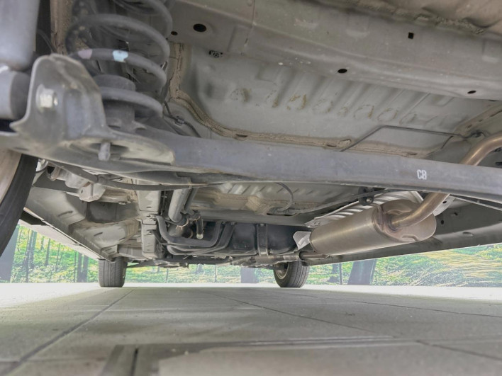 2013 Honda N-BOX CUSTOM DBA-JF1 (UW-6a126bf356087)[9]