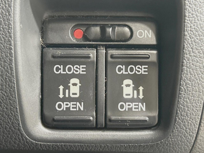 2013 Honda N-BOX CUSTOM DBA-JF1 (UW-6a126bf356087)[18]