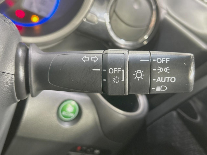 2013 Honda N-BOX CUSTOM DBA-JF1 (UW-6a126bf356087)[28]