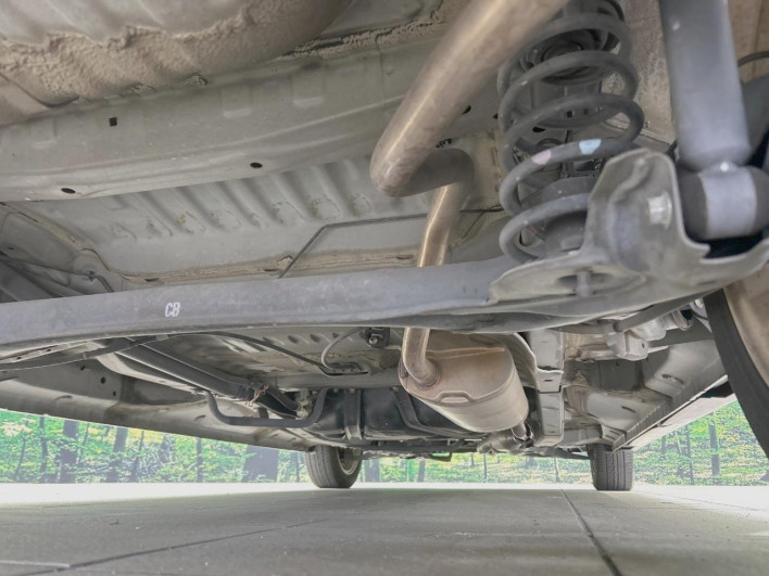 2013 Honda N-BOX CUSTOM DBA-JF1 (UW-6a126bf356087)[10]