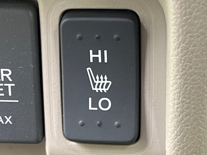 2016 Honda N-BOX DBA-JF1 (UW-6a126bf5c3fec)[22]