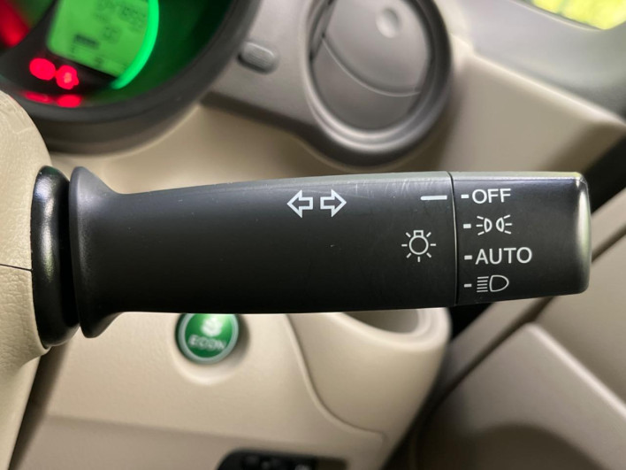 2016 Honda N-BOX DBA-JF1 (UW-6a126bf5c3fec)[13]