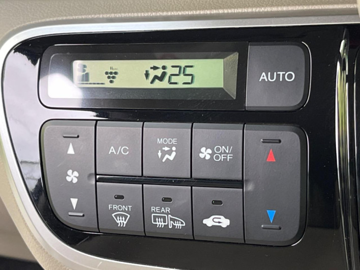 2016 Honda N-BOX DBA-JF1 (UW-6a126bf5c3fec)[17]
