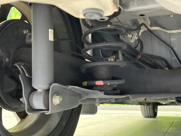 2018 Honda N-BOX CUSTOM DBA-JF3 (UW-6a126bf8a8bc6)[21]