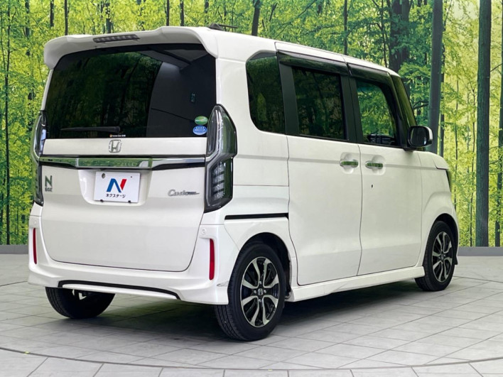 2018 Honda N-BOX CUSTOM DBA-JF3 (UW-6a126bf8a8bc6)[29]