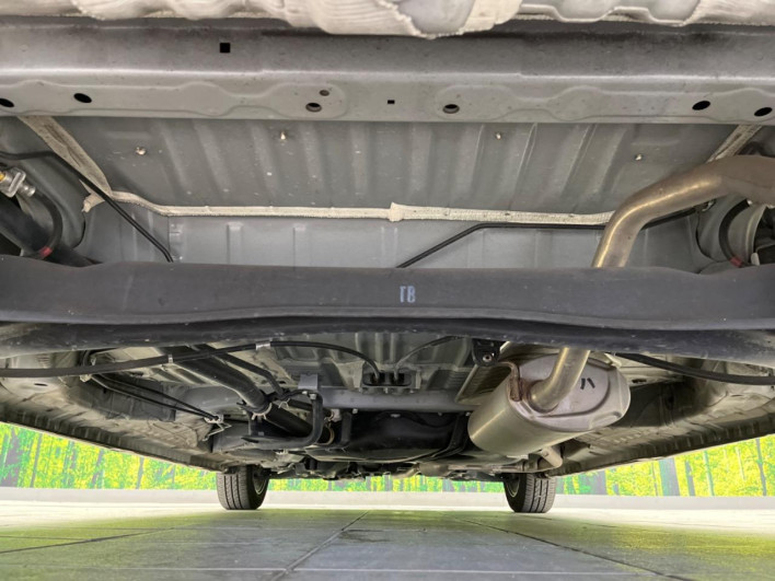 2018 Honda N-BOX CUSTOM DBA-JF3 (UW-6a126bf8a8bc6)[20]