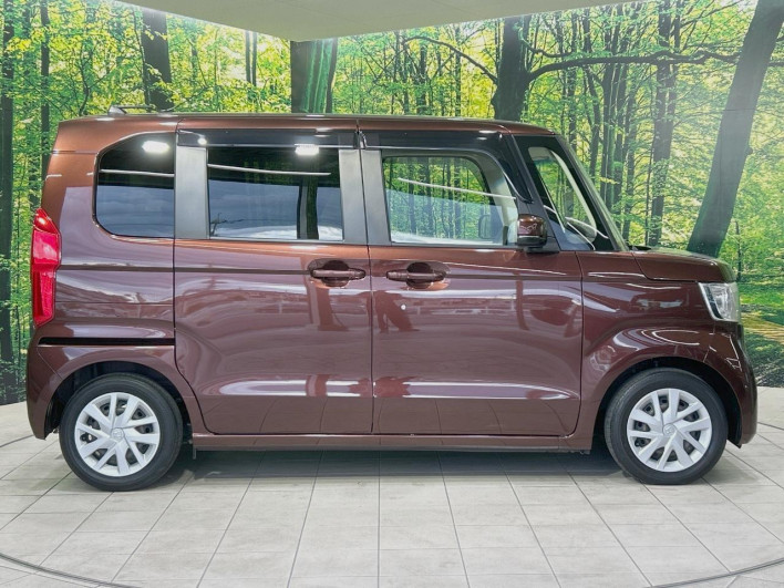 2018 Honda N-BOX DBA-JF3 (UW-6a126bfa51c5e)[22]