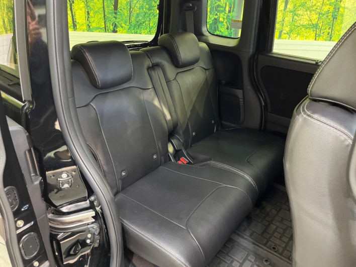 2019 Honda N-BOX CUSTOM DBA-JF3 (UW-6a126bfde248d)[17]