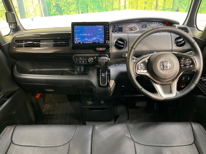 2019 Honda N-BOX CUSTOM DBA-JF3 (UW-6a126bfde248d)[29]
