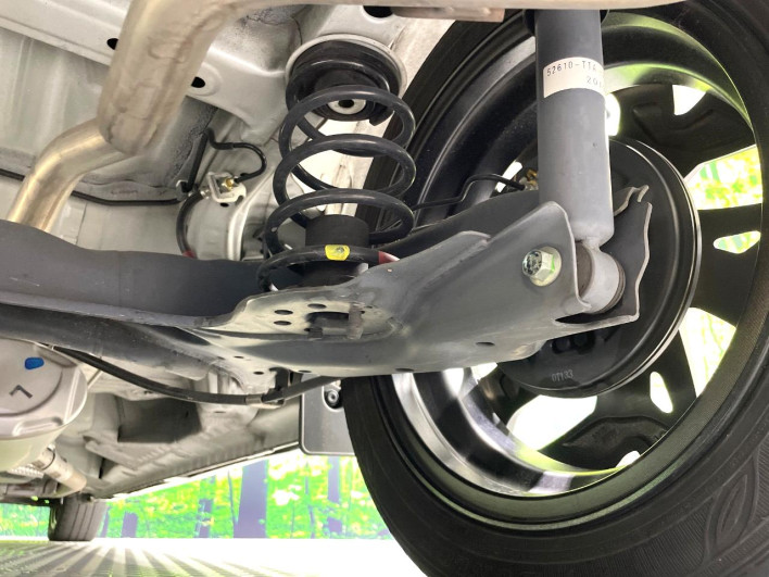 2020 Honda N-BOX CUSTOM 6BA-JF3 (UW-6a126bfe47be0)[10]