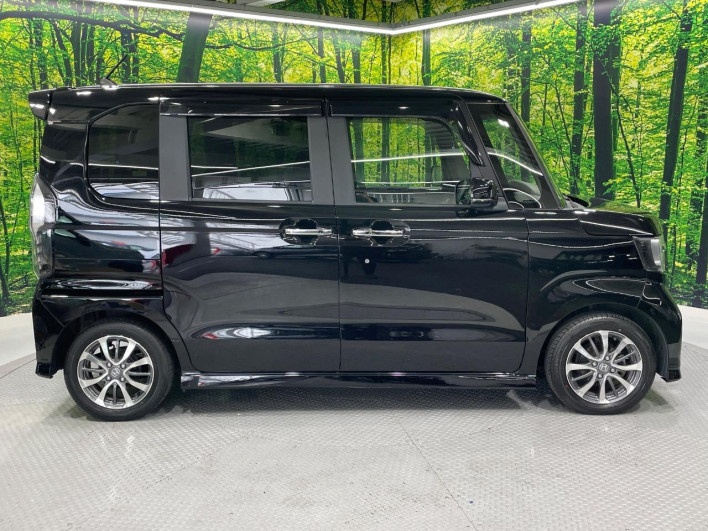 2021 Honda N-BOX CUSTOM 6BA-JF3 (UW-6a126c008918b)[18]