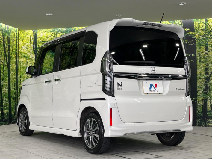 2022 Honda N-BOX CUSTOM 6BA-JF3 (UW-6a126c022960d)[15]