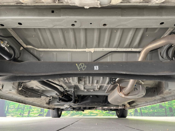 2022 Honda N-BOX CUSTOM 6BA-JF3 (UW-6a126c022960d)[18]