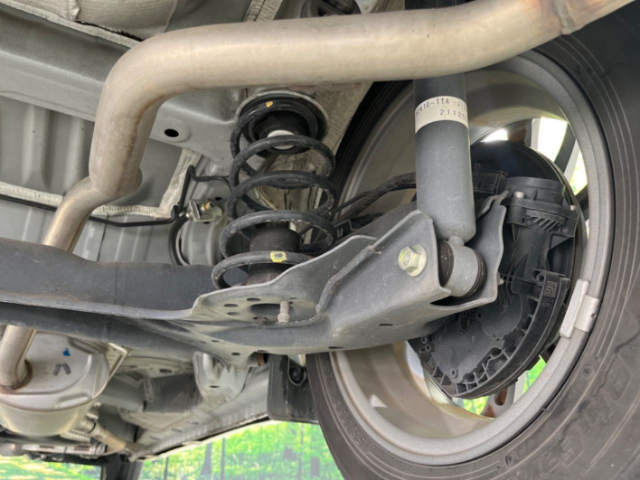 2022 Honda N-BOX CUSTOM 6BA-JF3 (UW-6a126c022960d)[19]