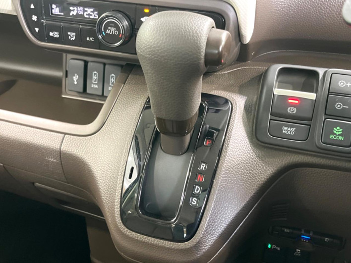 2022 Honda N-BOX 6BA-JF3 (UW-6a126c033ffbe)[29]