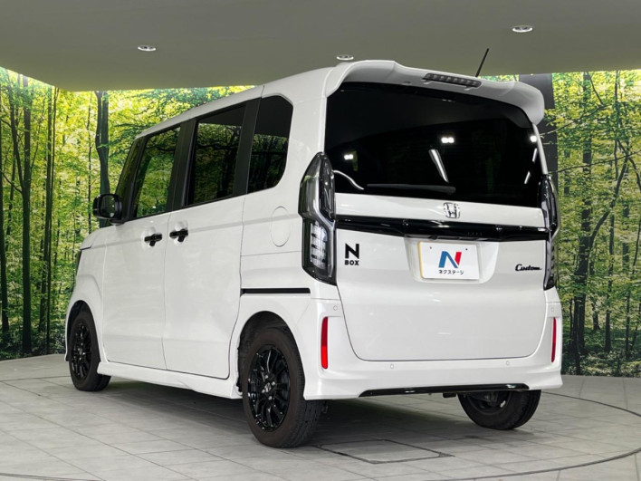 2023 Honda N-BOX CUSTOM 6BA-JF3 (UW-6a126c06740fe)[15]