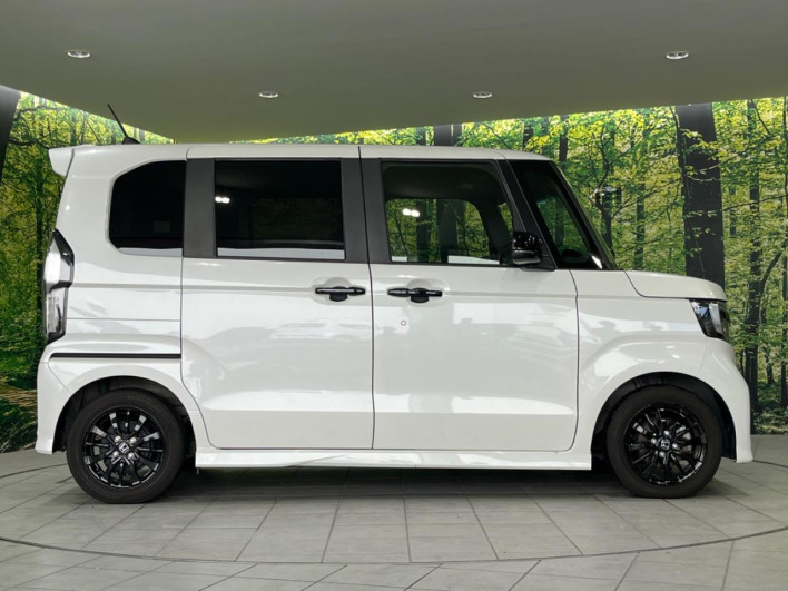 2023 Honda N-BOX CUSTOM 6BA-JF3 (UW-6a126c06740fe)[9]